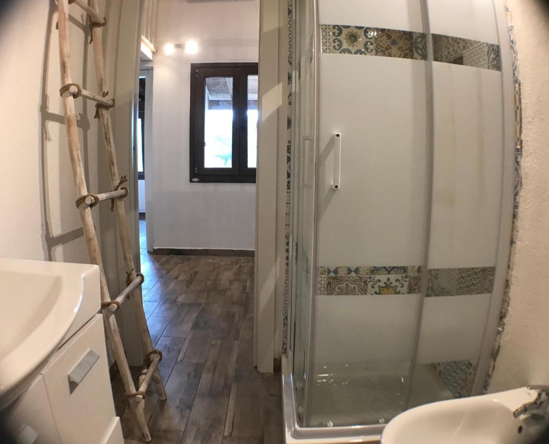 Villetta San Teodoro Iun Q7135 Eksteriør billede